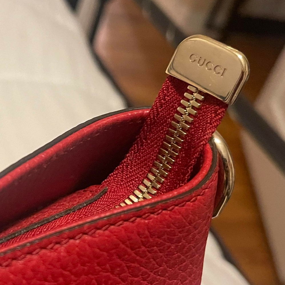 Gucci 2 way Red Shoulder bag w strap❤❤